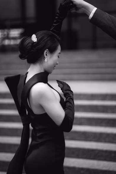 Luxury couple photo in Toronto