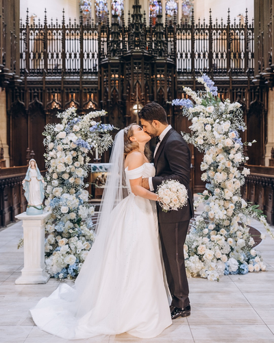 Astora Studio wedding photos showcase on Instagram