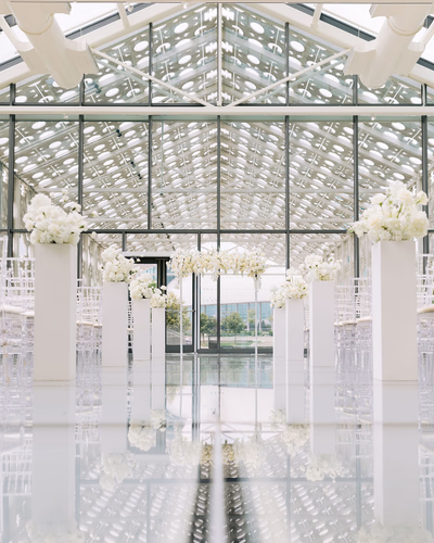 Astora Studio wedding photos showcase on Instagram