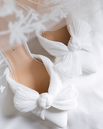 Astora Studio wedding photos showcase on Instagram