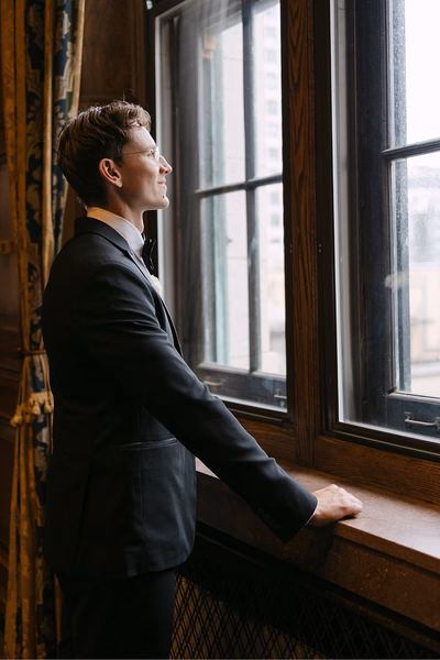 Astora Studio wedding photos showcase on Instagram