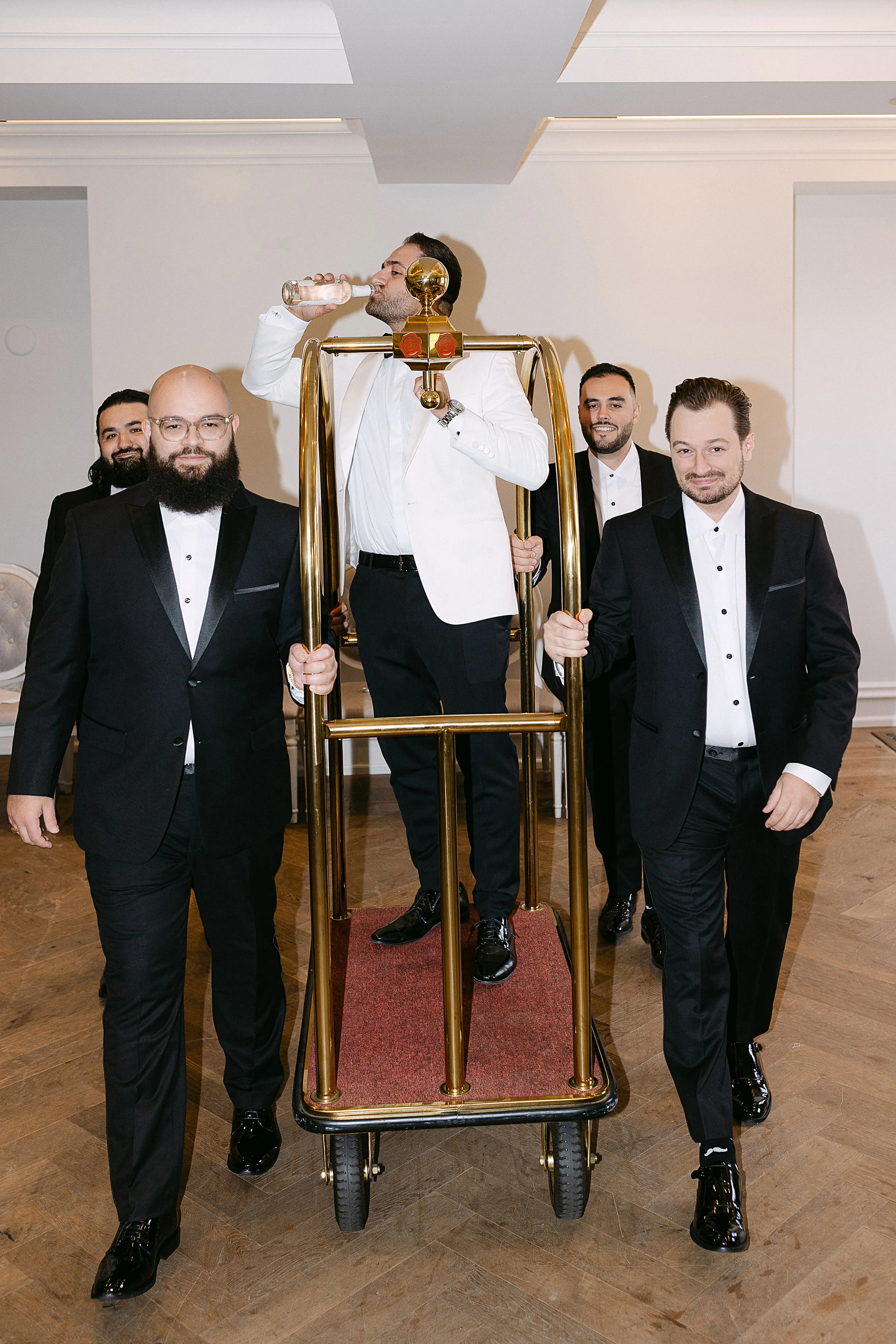 Elegant wedding photography by Astora Studio