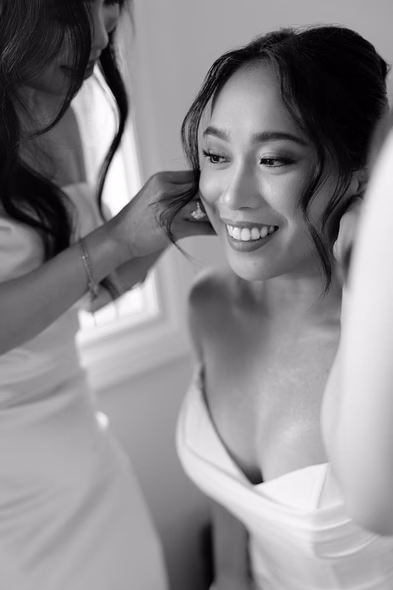 final makeup touch ups before getting married