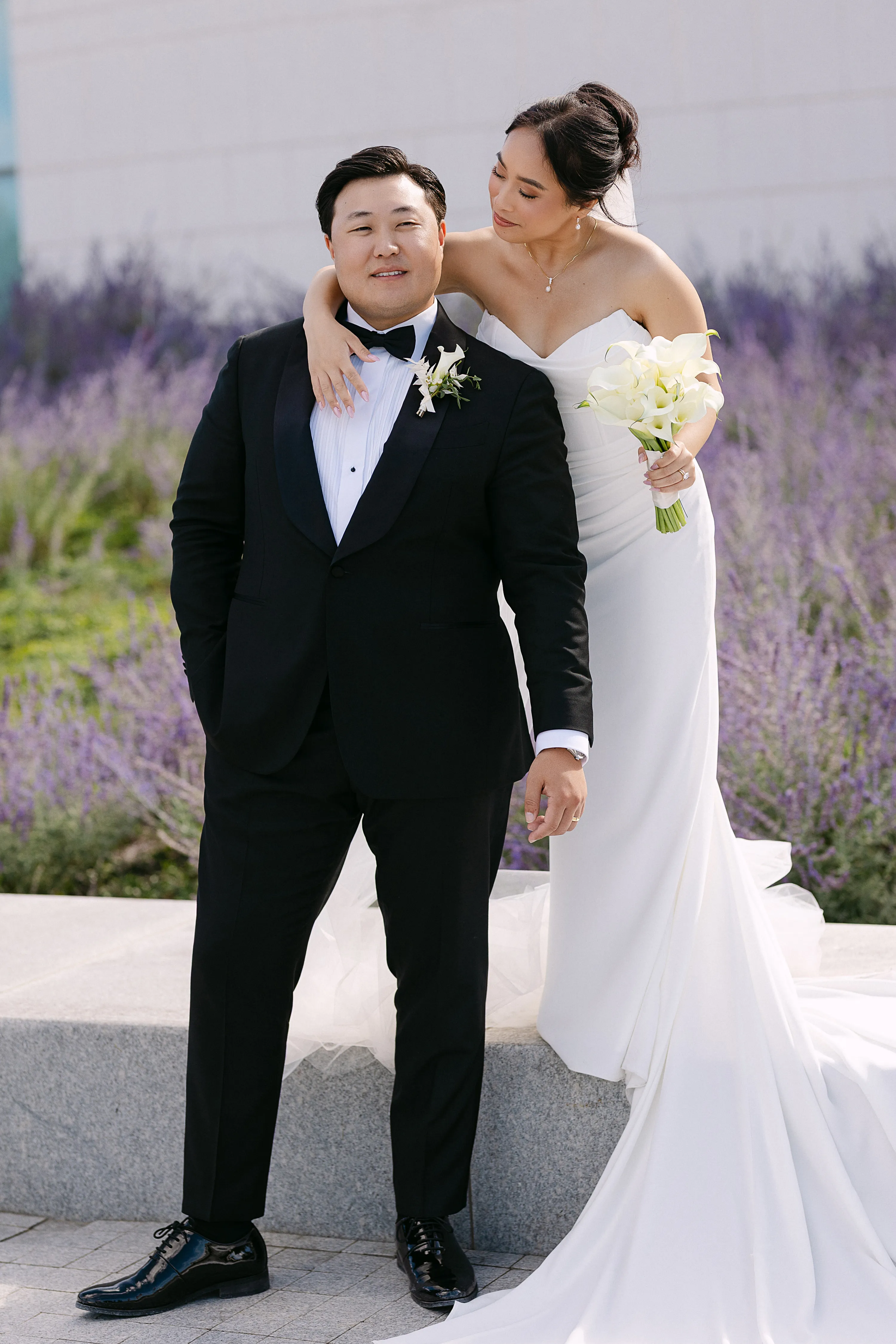 Elegant wedding at Aga Khan Museum bride portrait