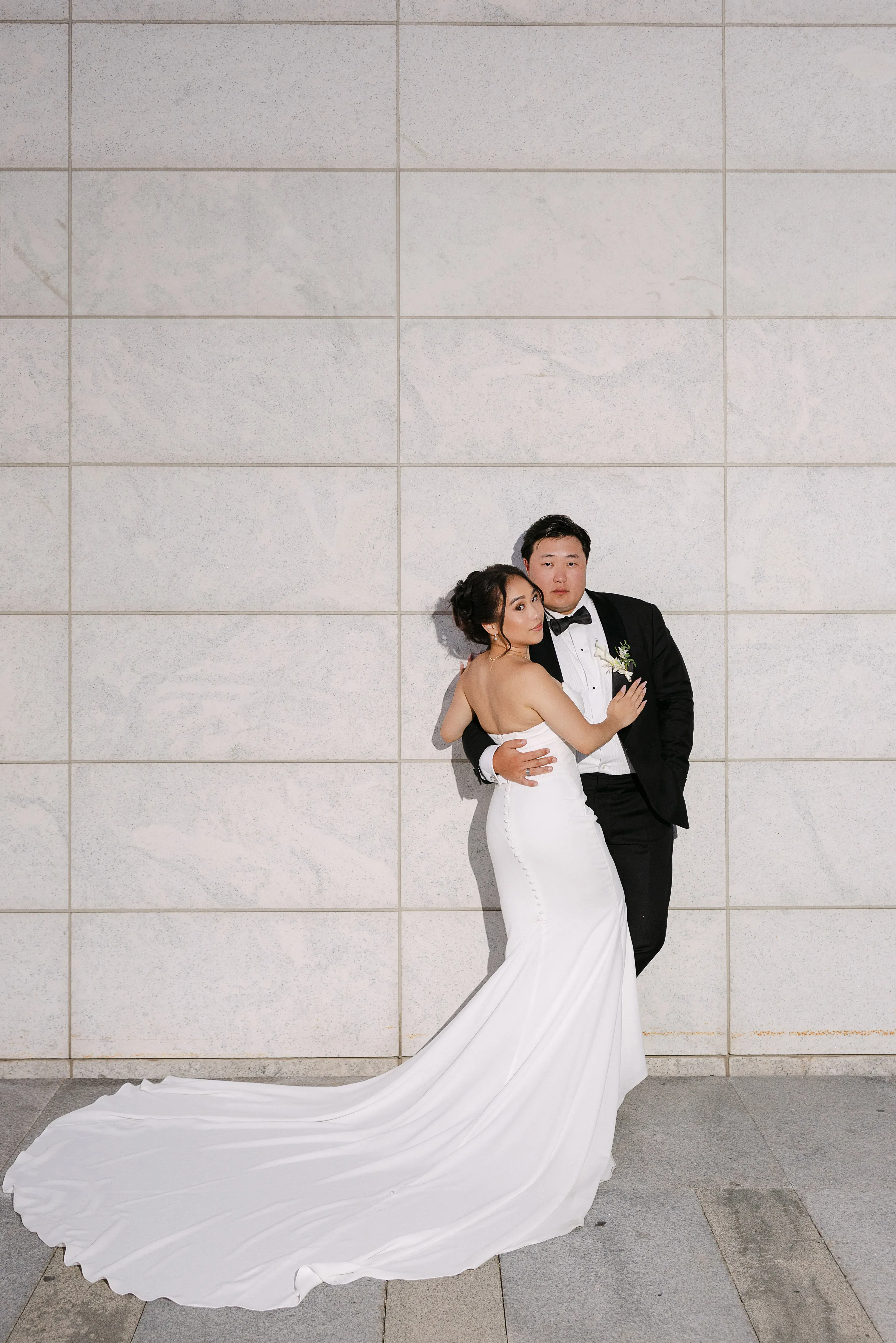 Editorial wedding photo couple at Aga Khan Museum