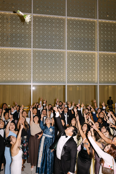 bouquet toss at Aga Khan Museum