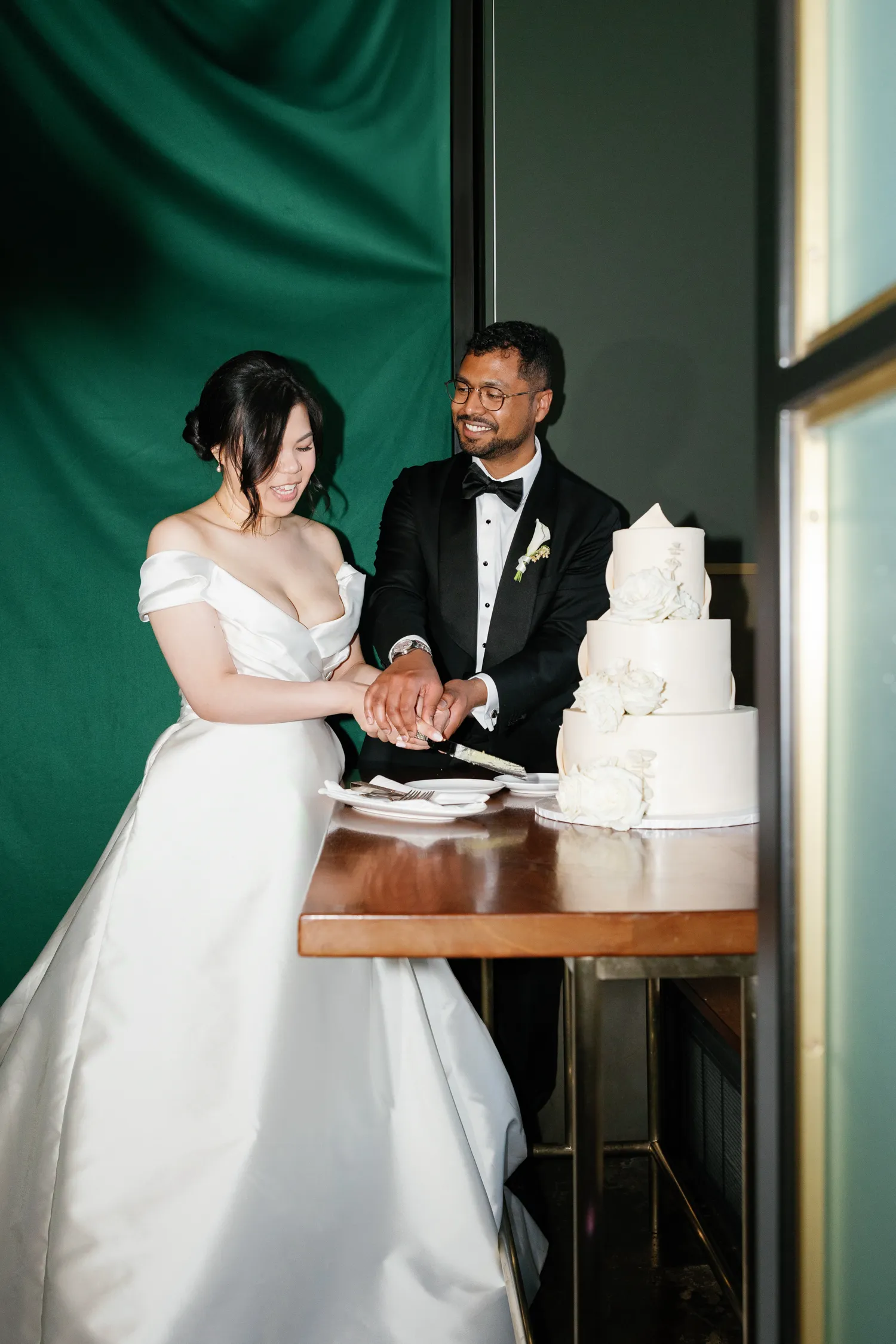 Luxury Canoe Restaurant wedding photo