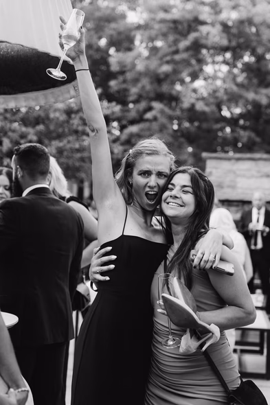 guest celebrating wedding at Doctor’s House