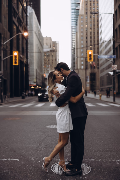 urban Toronto couple picture