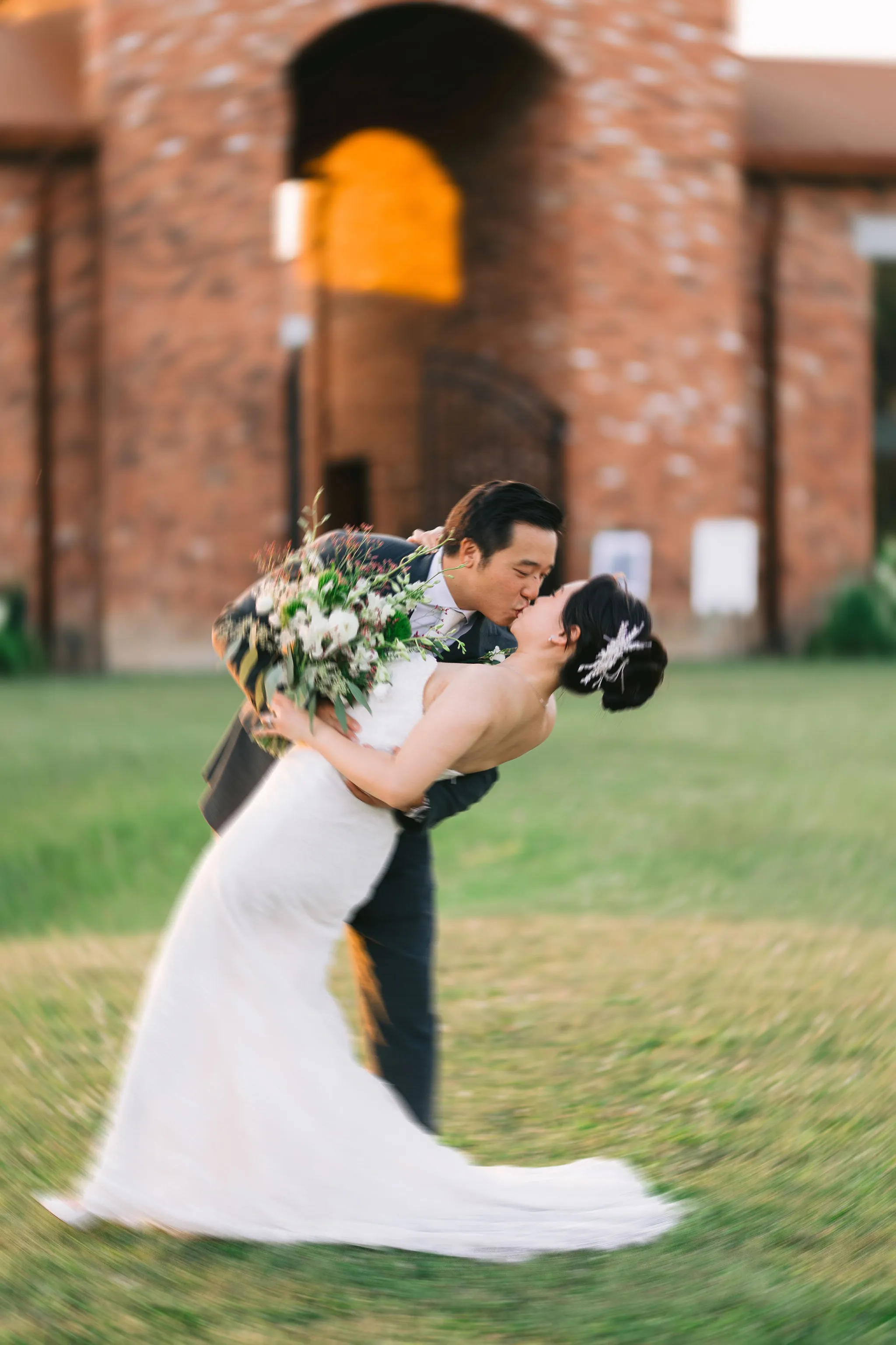Niagara Inn On The Twenty wedding photography