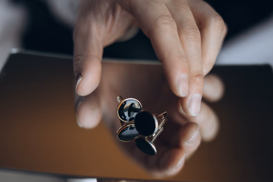 groom getting ready at 1 hotel toronto
