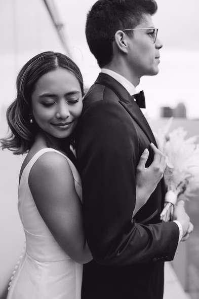 couple 1 hotel toronto wedding | photo by Astora Studio