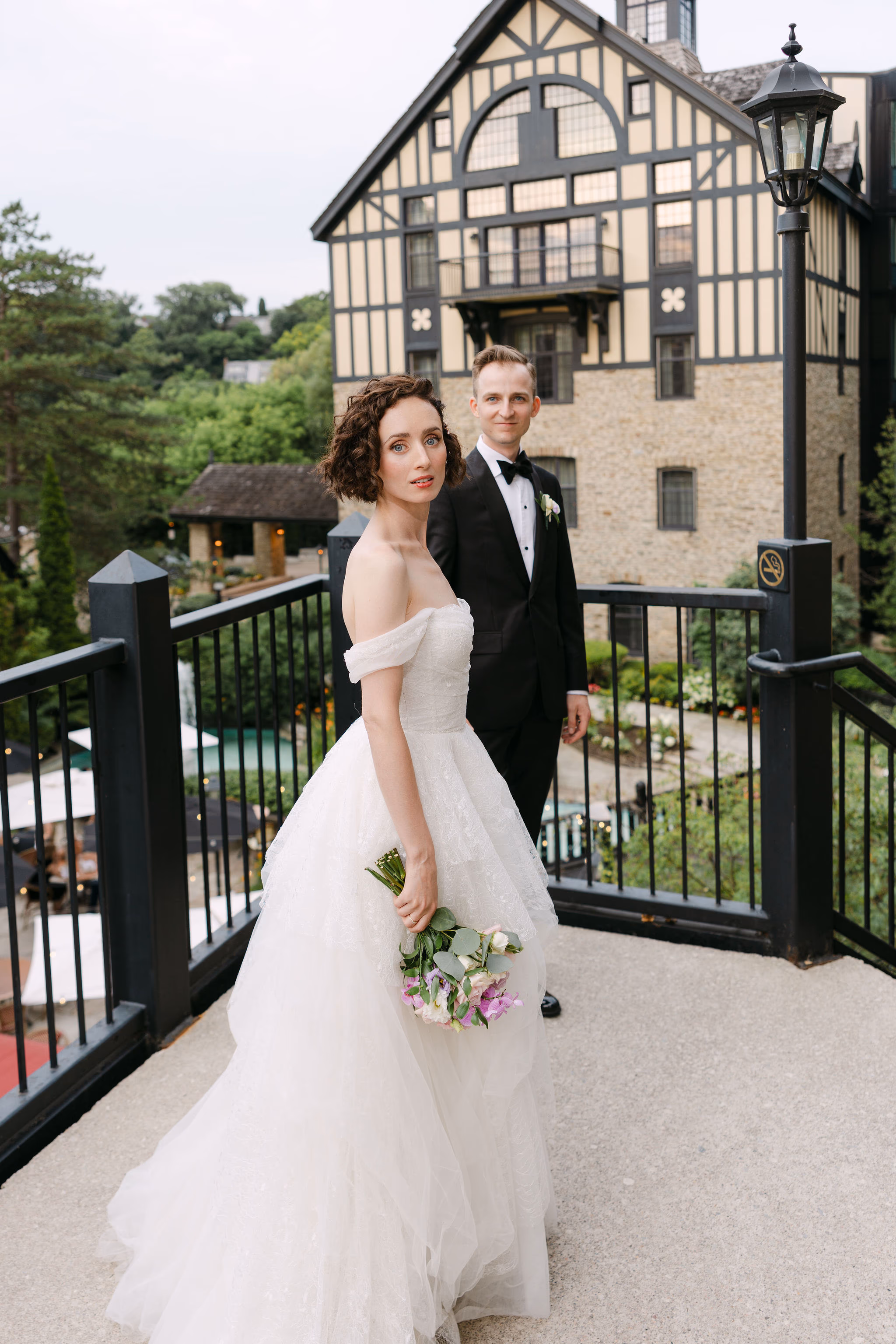 Elegant wedding photography by Astora Studio