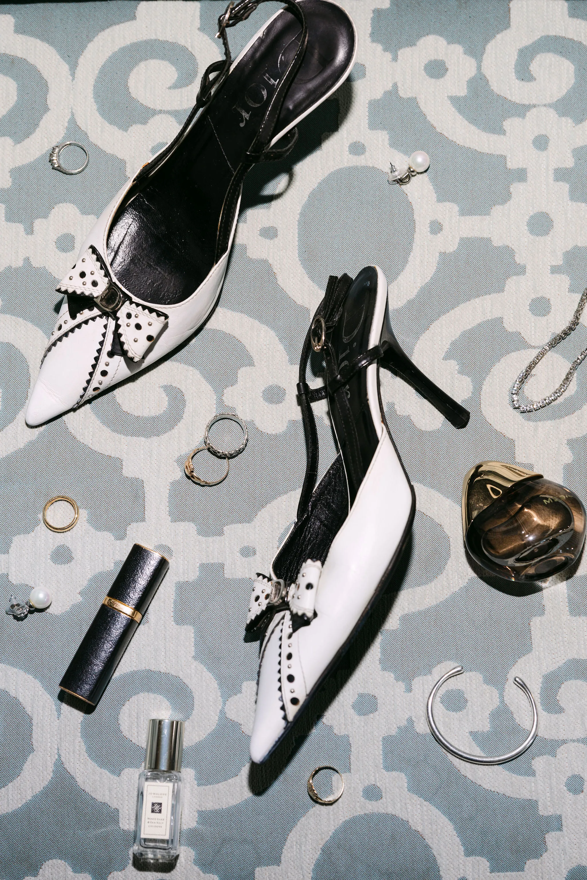 Elegant wedding photography by Astora Studio