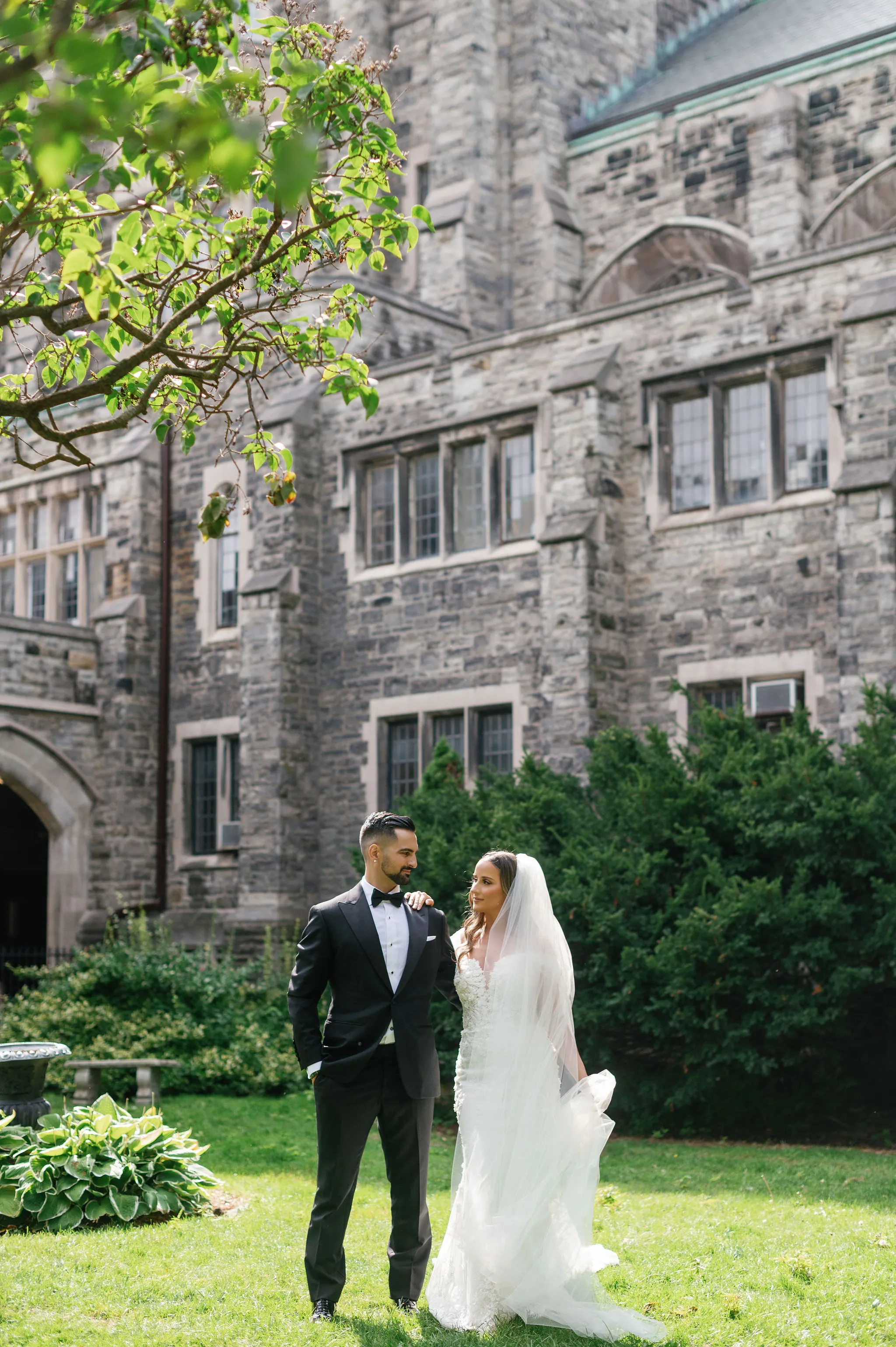 uoft wedding couple photo