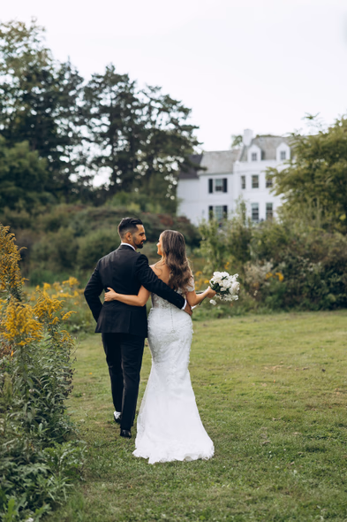 harding waterfront estate couple photo