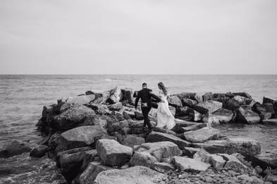 harding waterfront estate lake walk