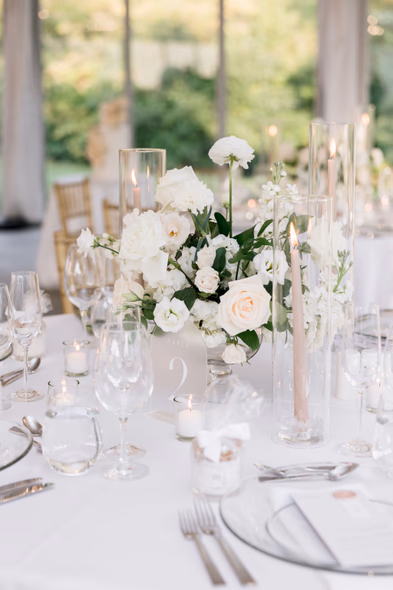 harding waterfront estate reception flowers