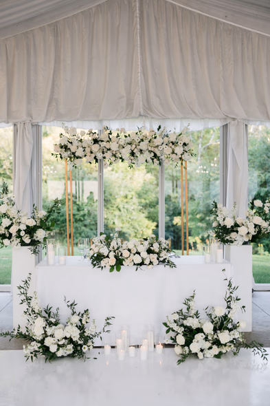 harding waterfront estate ceremony florals