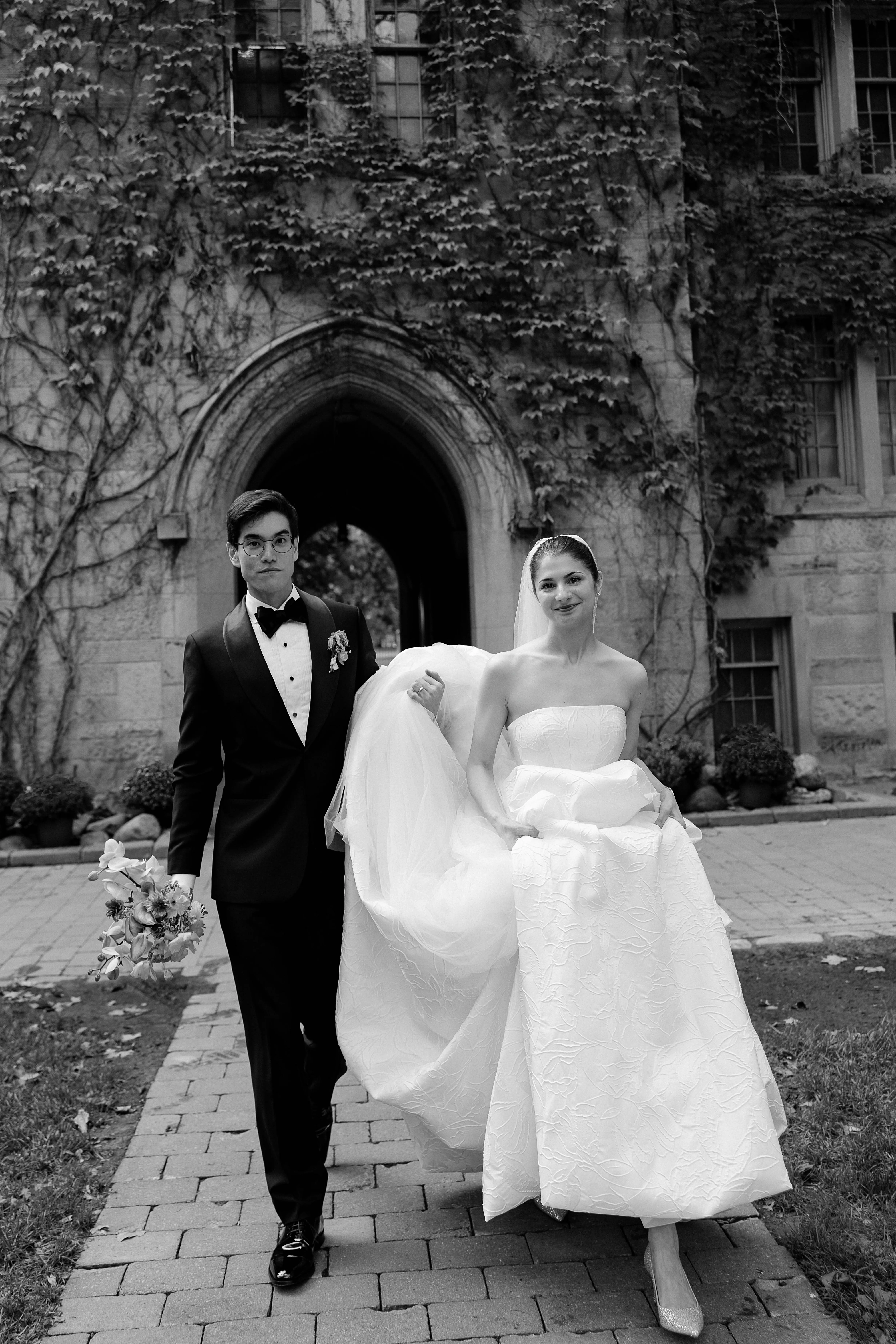 Elegant wedding photography by Astora Studio