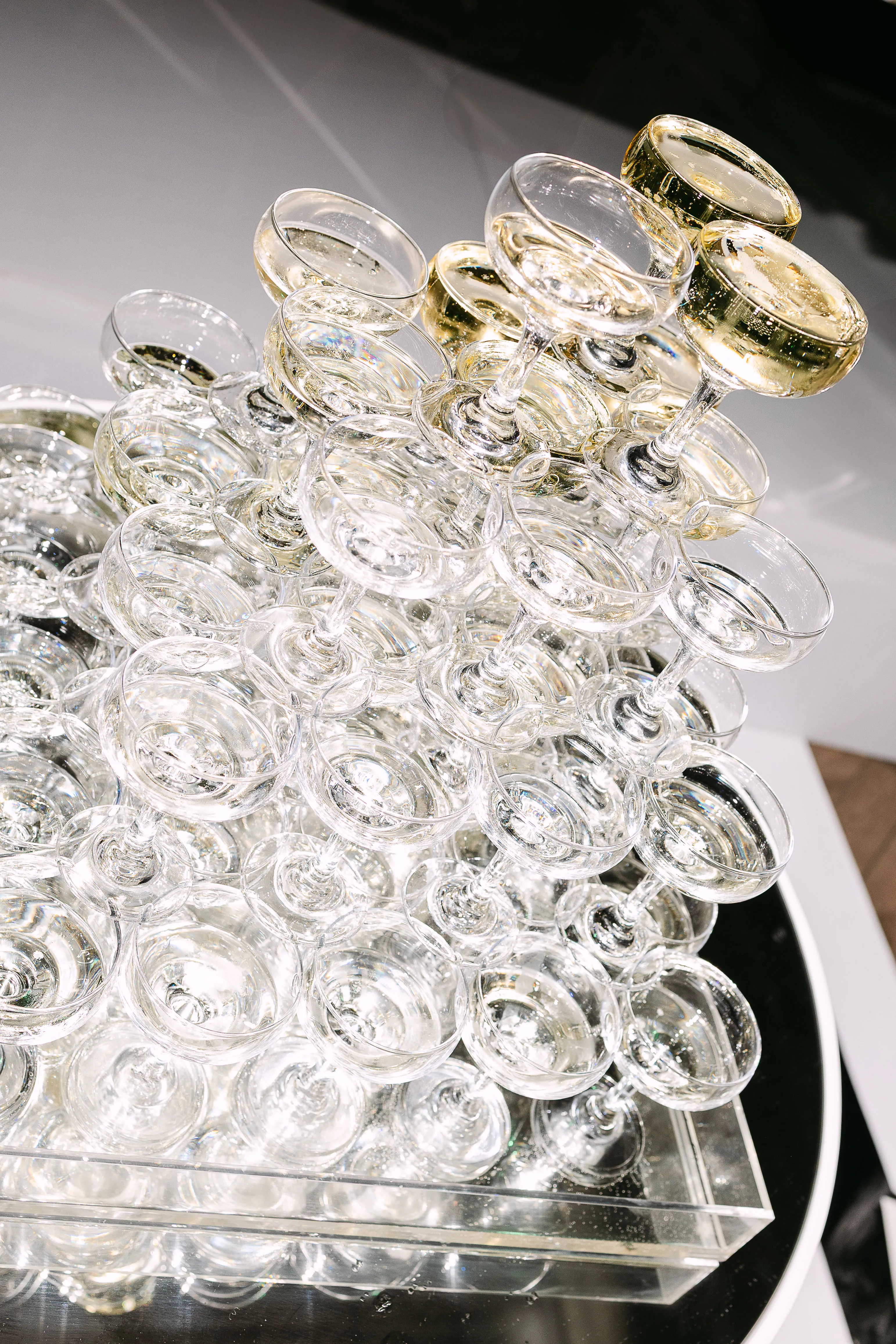 Elegant wedding photography by Astora Studio