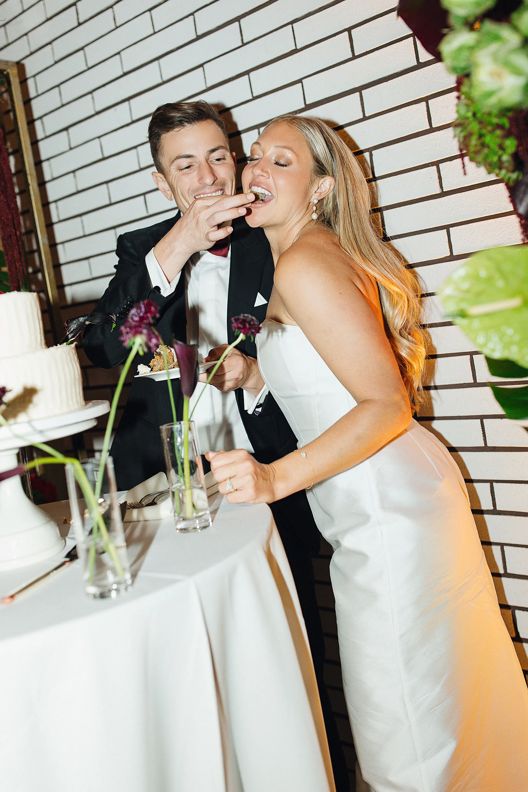 cake cutting at Lido House wedding reception
