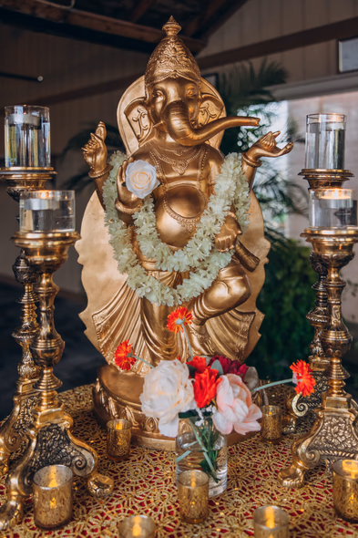 Ganesh idol decor at Tamil Hindu wedding in Madison Greenhouse event venue