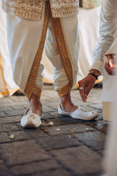 Traditional shoe-stealing ritual at Tamil wedding, Madison Greenhouse wedding photos