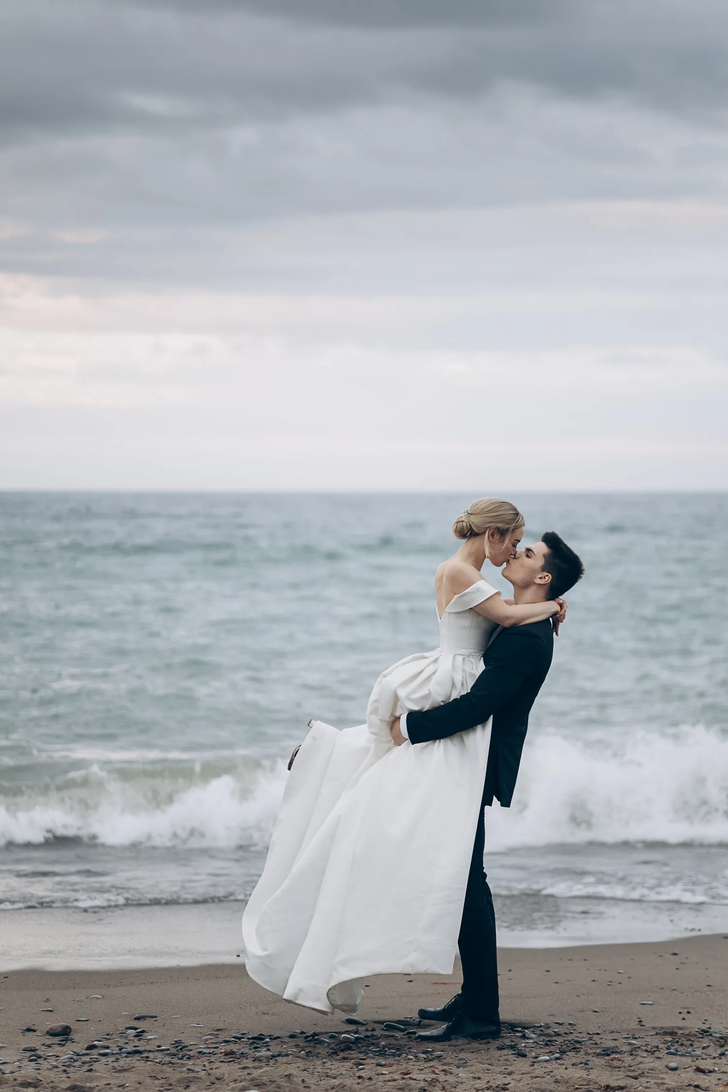 bold wedding shoot at RC Harris Treatment Plant