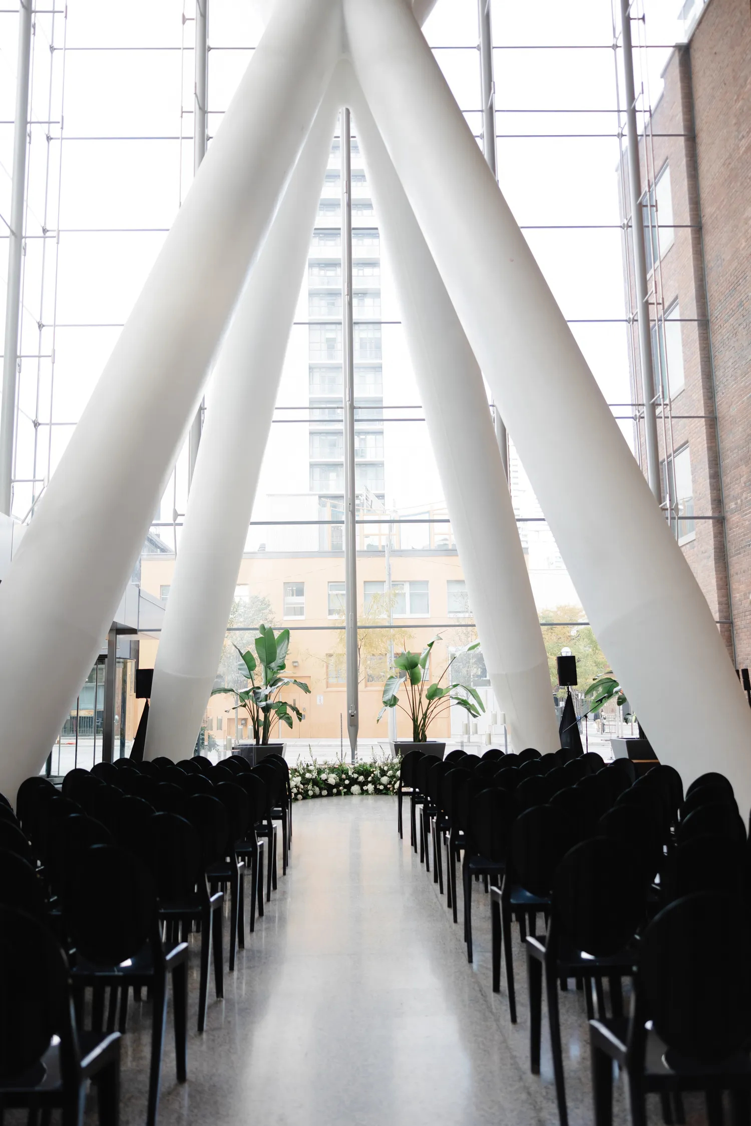 ricarda’s atrium ceremony setup photo