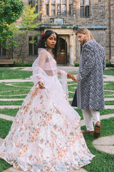Beautiful Trinity College engagement photo