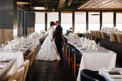 wedding photo at Canoe Restaurant