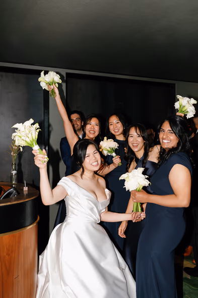 bridal party at Canoe Restaurant