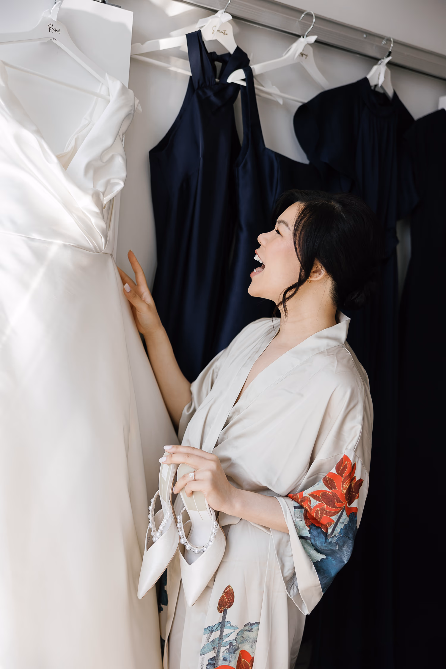 bride getting ready photo | Astora Studio