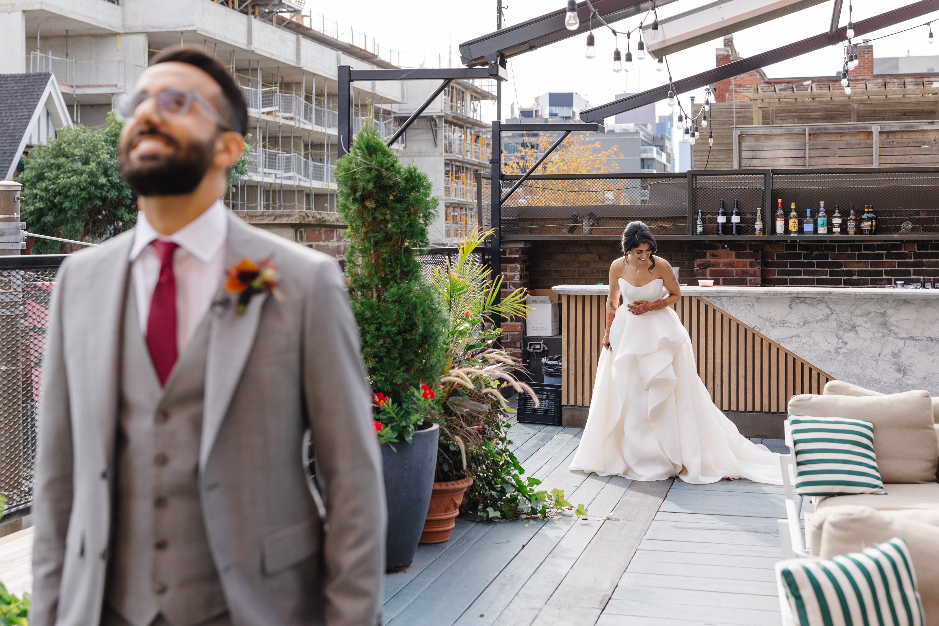 first look broadview hotel wedding photos