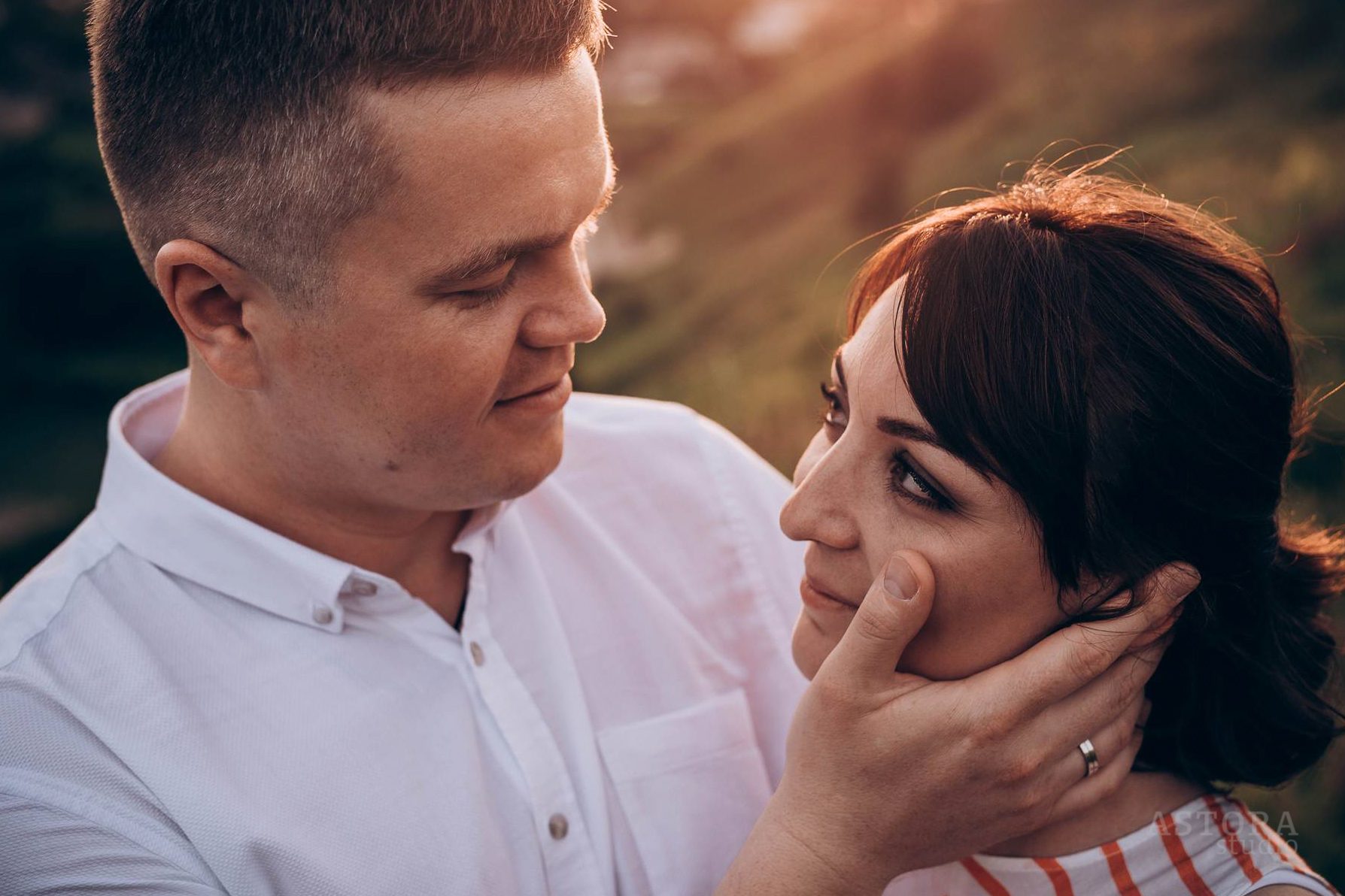 Engagement Photoshoot Ideas For Max And Julia-16